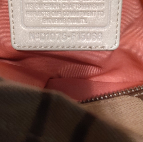 Vintage Coach Tan and Brown Crossbody Bag - Picture 7 of 8